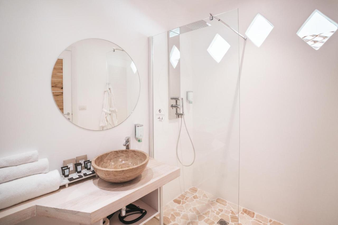 Hotel Moresco Санта Тереза Галура Екстериор снимка